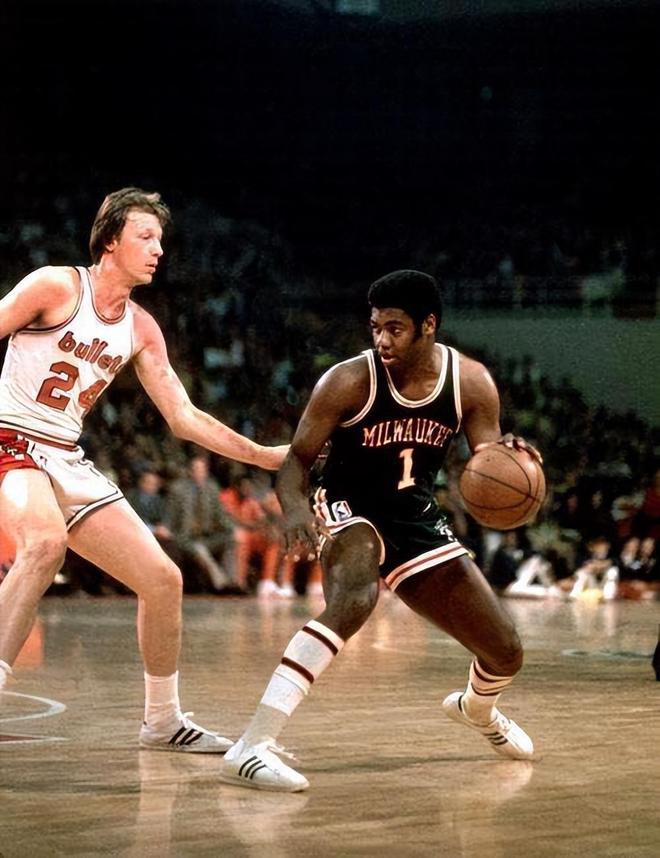 在比赛前期 在比赛前期