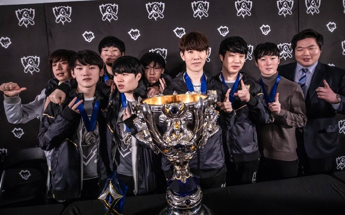 曾在过去的 曾在过去的